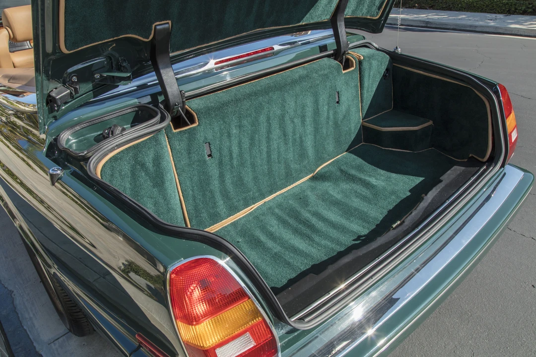 1996 Bentley Azure 1st Gen - Image 11 of 31