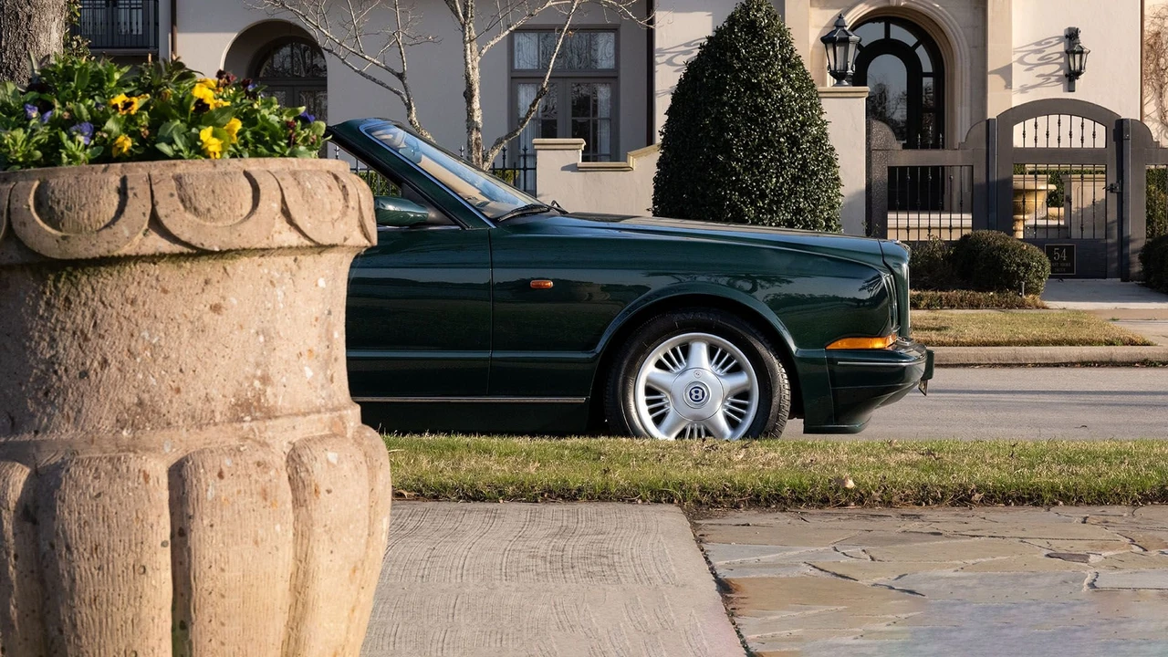 1996 Bentley Azure 1st Gen - Image 17 of 31
