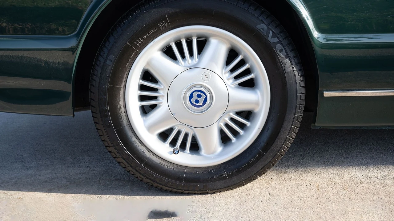 1996 Bentley Azure 1st Gen - Image 28 of 31