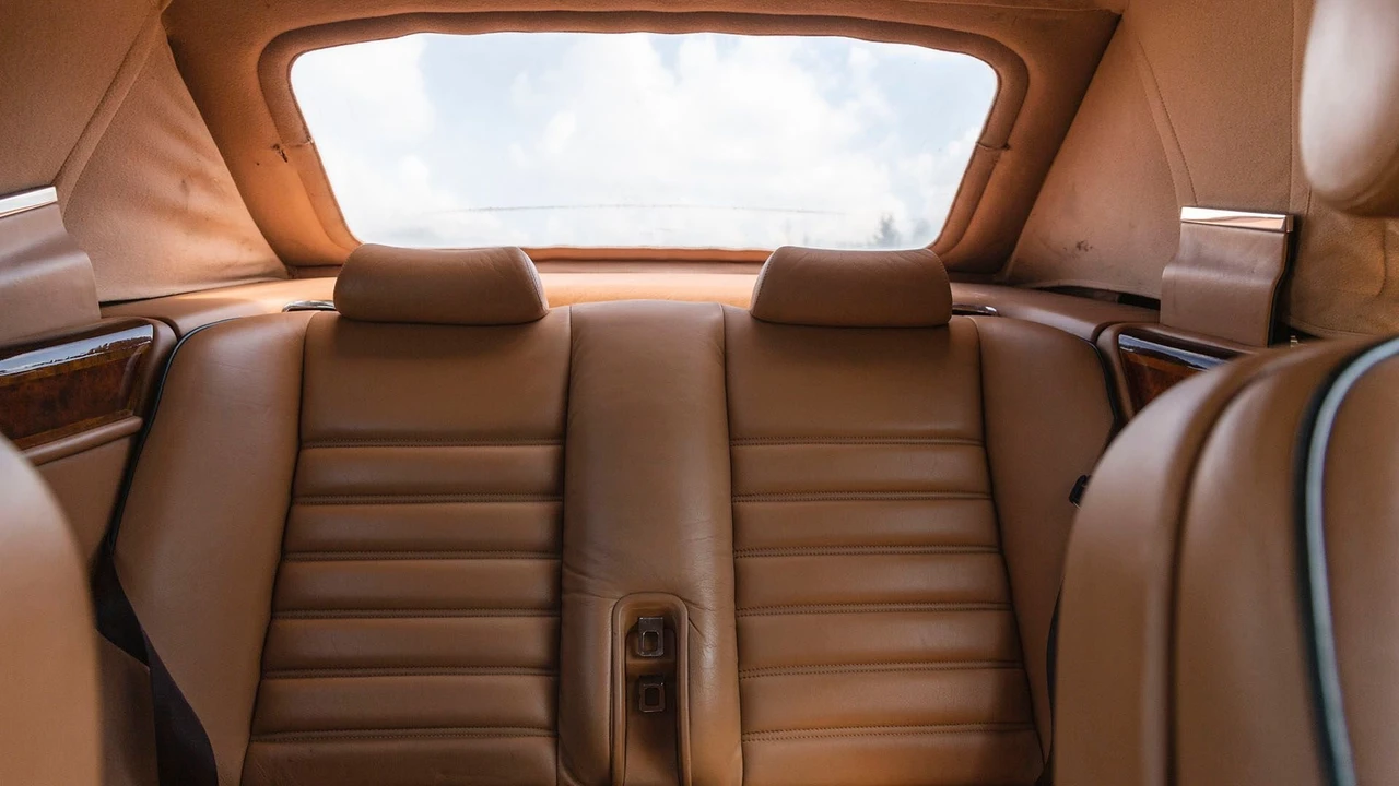 1996 Bentley Azure 1st Gen - Image 11 of 31