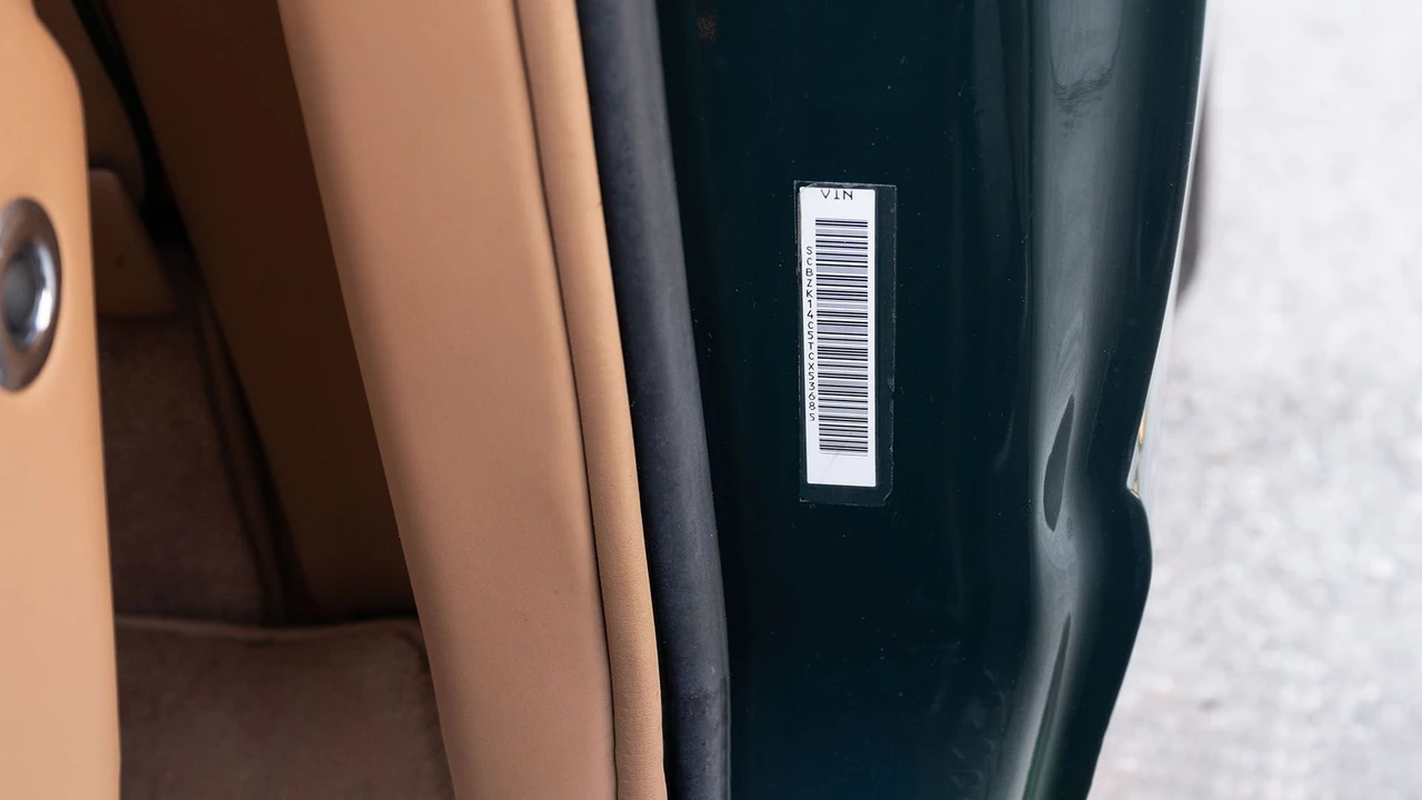1996 Bentley Azure 1st Gen - Image 2 of 31