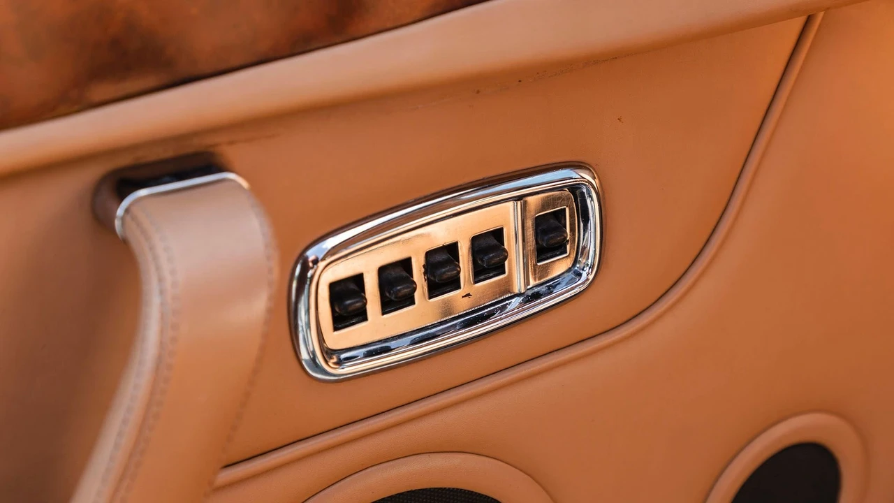 1996 Bentley Azure 1st Gen - Image 9 of 31