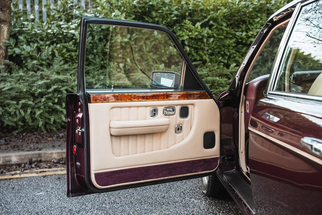 1996 Bentley Brooklands - Image 22 of 30