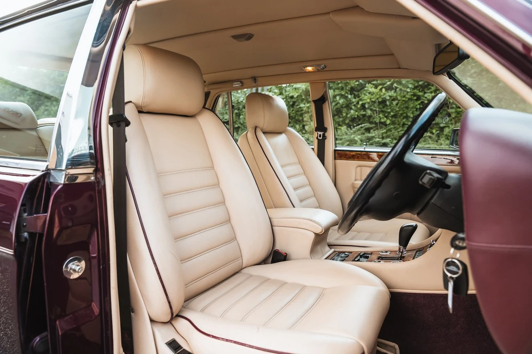 1996 Bentley Brooklands - Image 19 of 30
