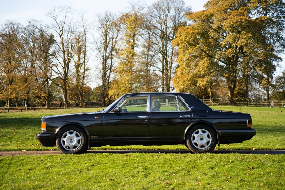 1997 Bentley Brooklands - Image 2 of 30