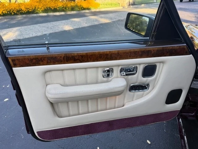 1996 Bentley Brooklands - Image 9 of 12
