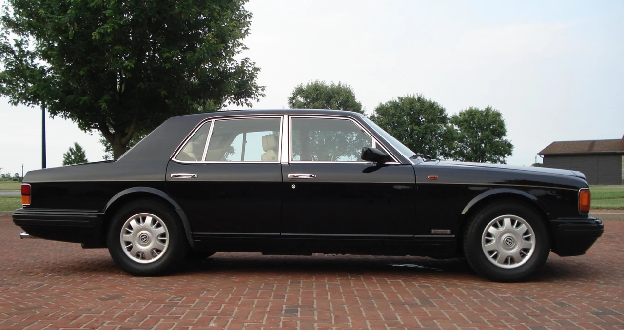 1996 Bentley Brooklands - Image 12 of 31