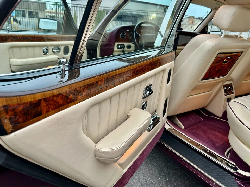 1996 Bentley Brooklands - Image 17 of 31