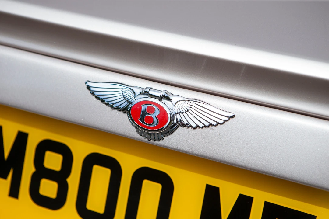1996 Bentley Continental R - Image 2 of 31