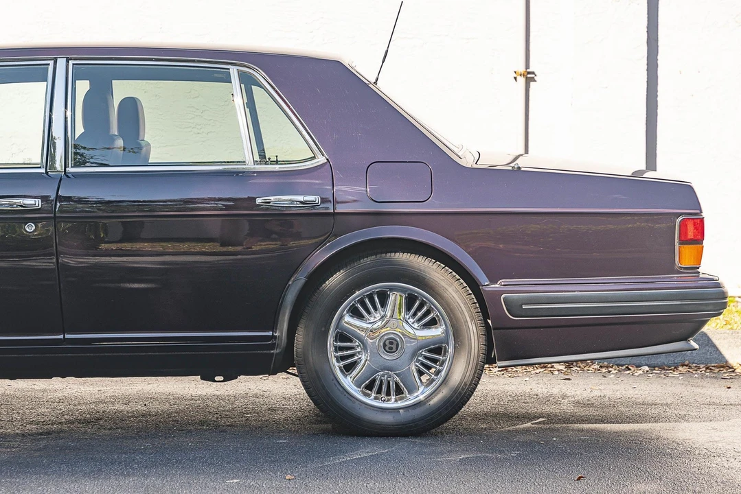 1996 Bentley Mulsanne - Image 10 of 21
