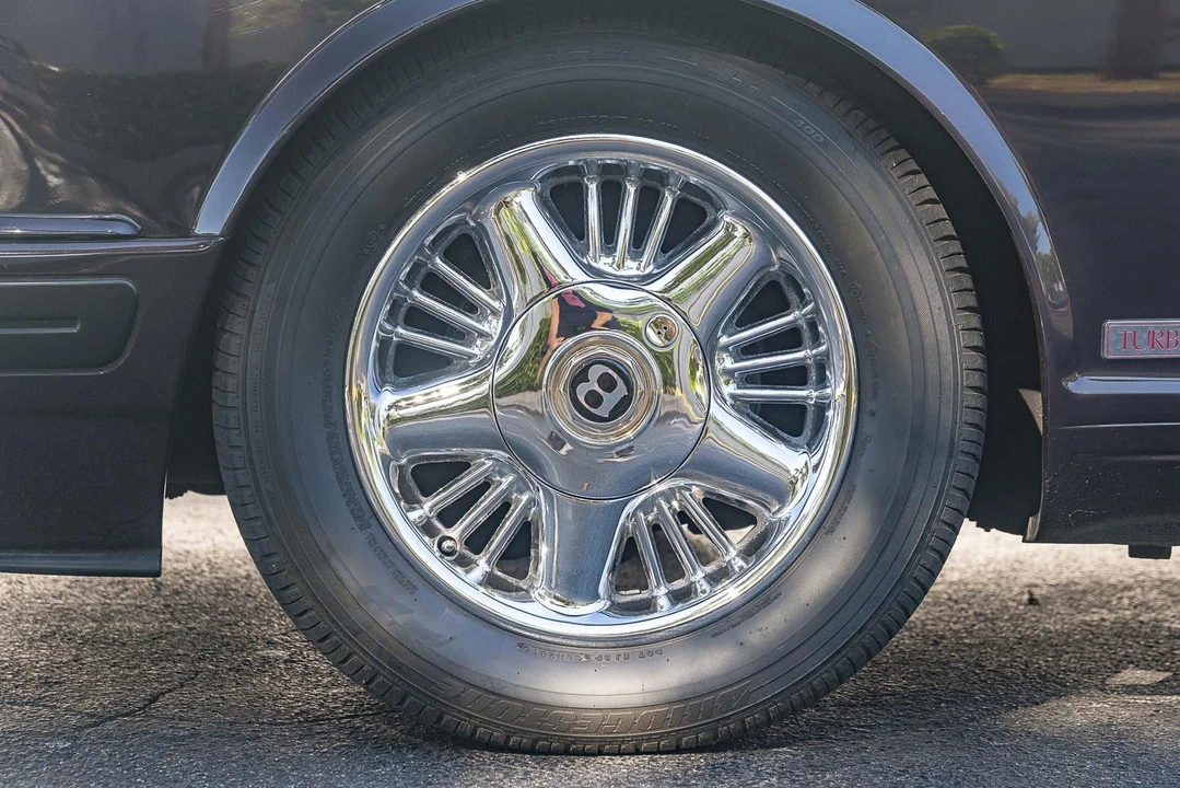 1996 Bentley Mulsanne - Image 14 of 21