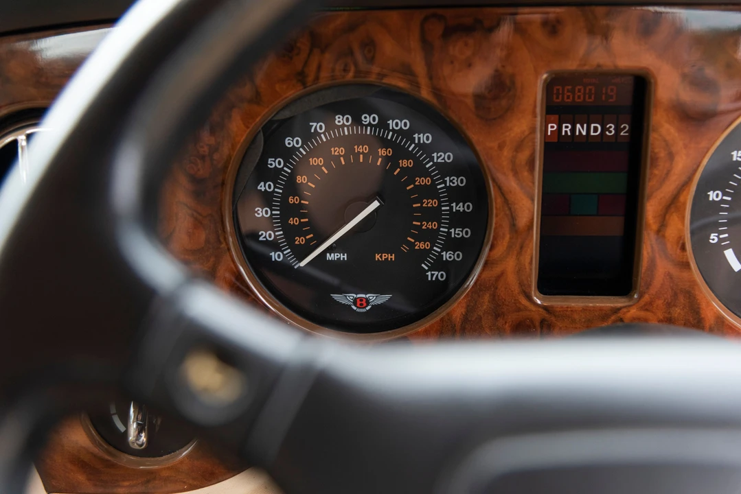 1996 Bentley Mulsanne - Image 18 of 28
