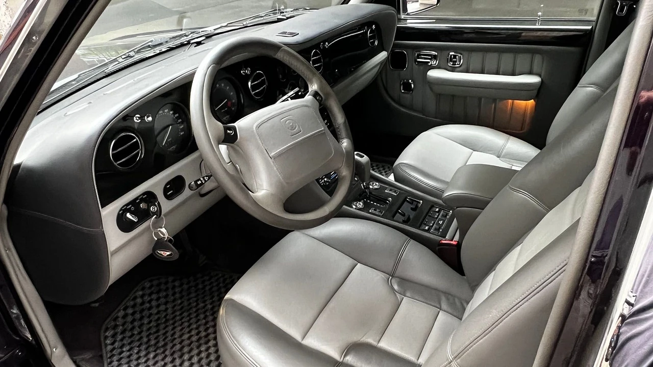 1996 Bentley Mulsanne - Image 28 of 31