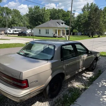 1996 Buick Century Custom Sedan 4D
