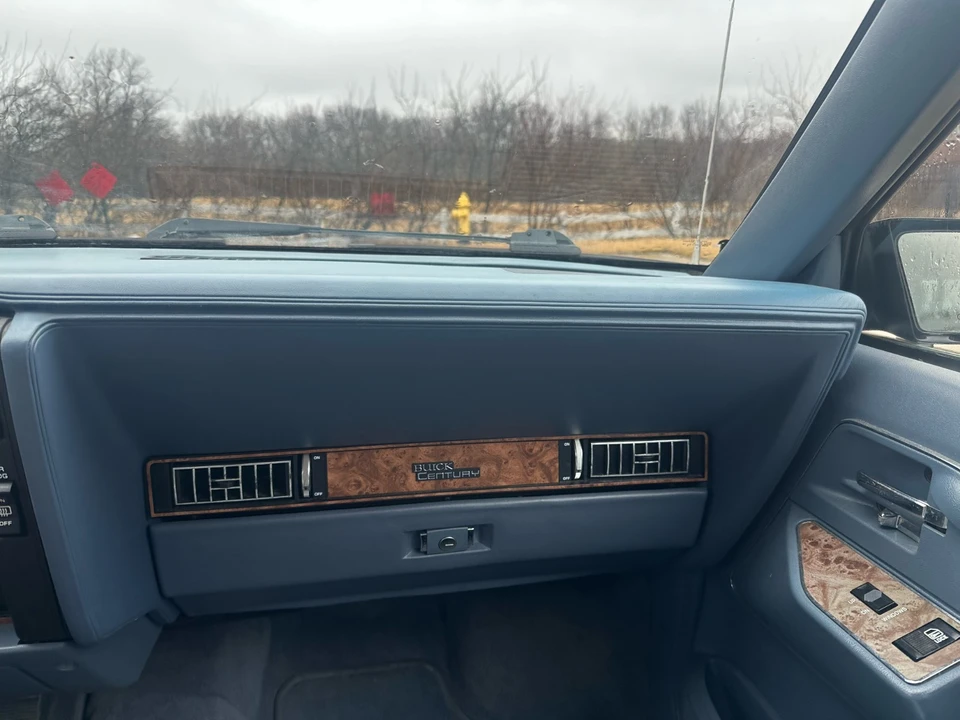 1996 Buick Century - Image 16 of 17