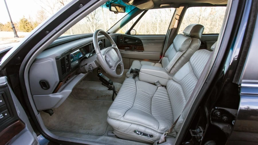 1996 Buick Park Avenue - Image 4 of 12