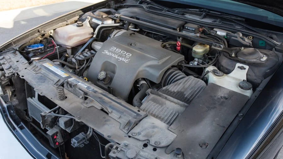 1996 Buick Park Avenue - Image 6 of 12