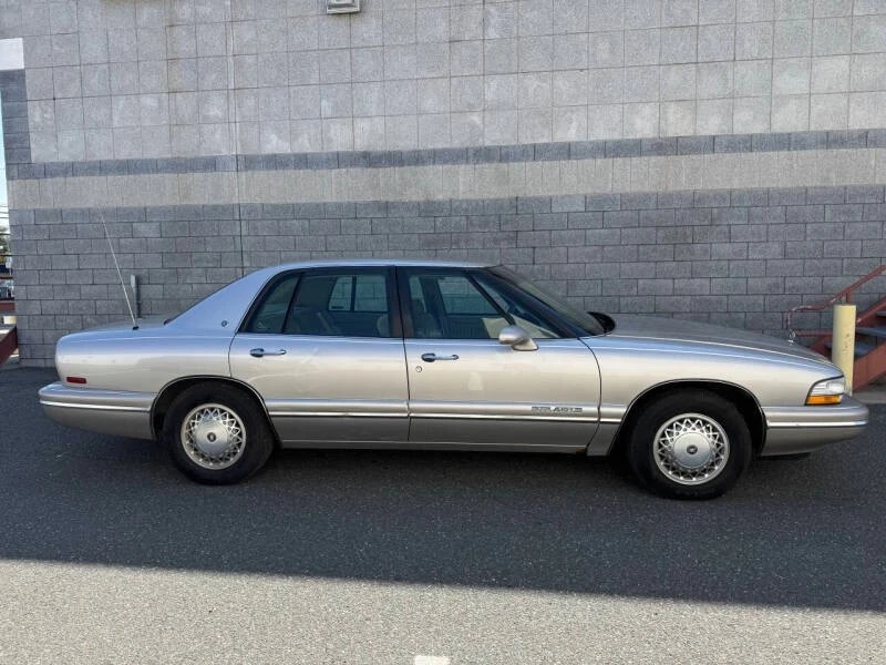 1996 Buick Park Avenue - Image 2 of 20