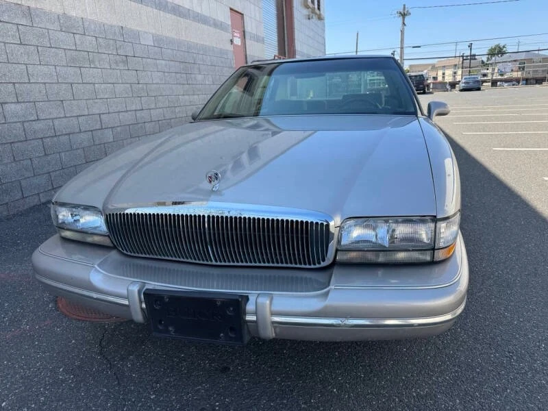 1996 Buick Park Avenue - Image 8 of 20