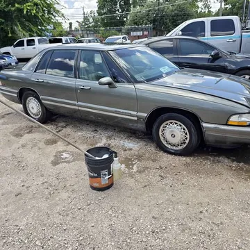 1996 Buick Park Avenue Sedan 4D