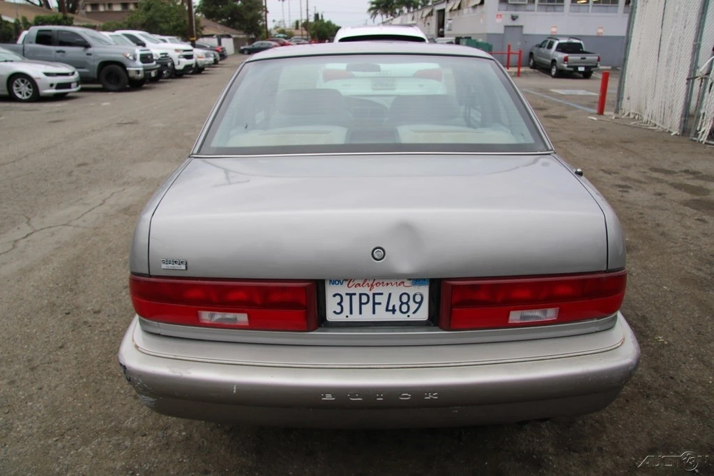 1996 Buick Regal - Image 5 of 21