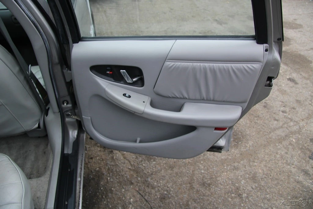 1996 Buick Regal - Image 21 of 21