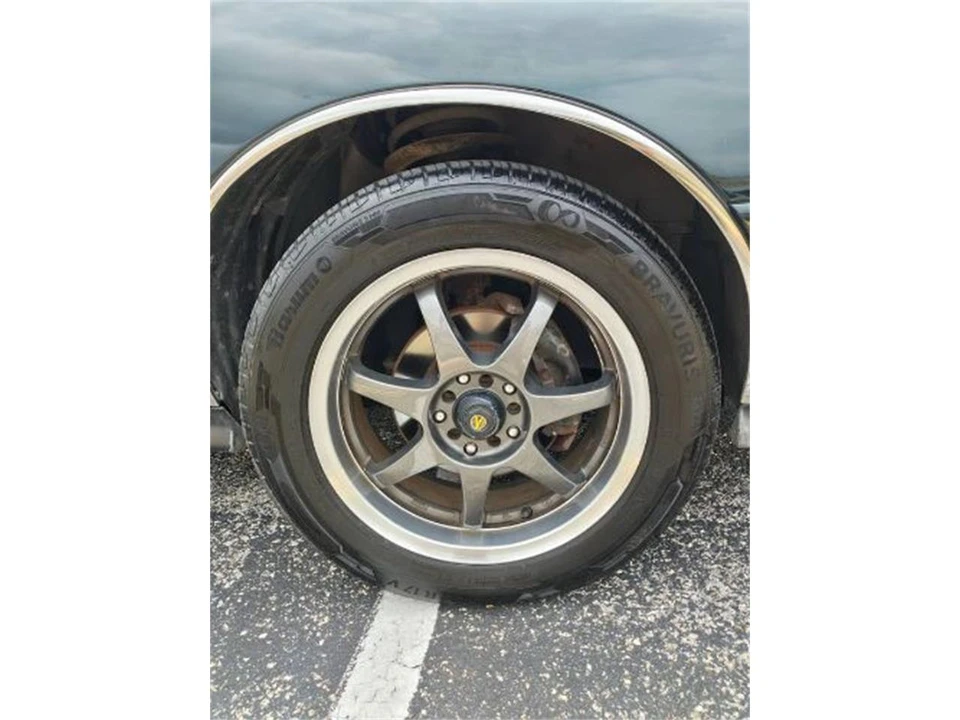1996 Buick Riviera 8th Gen - Image 12 of 20