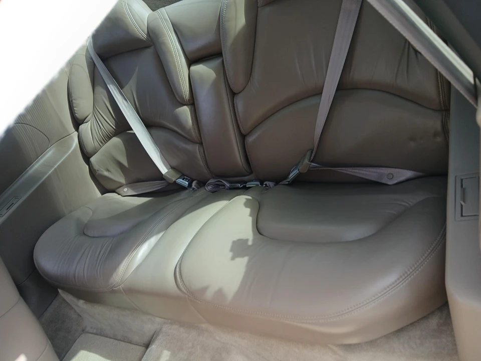 1996 Buick Riviera 8th Gen - Image 21 of 29