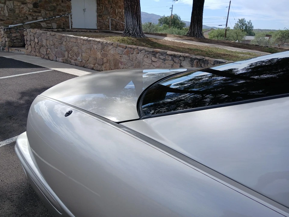 1996 Buick Riviera 8th Gen - Image 10 of 29