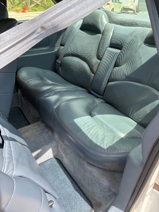 1996 Buick Riviera 8th Gen - Image 6 of 6