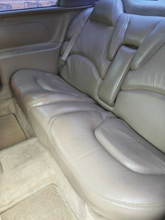 1996 Buick Riviera 8th Gen - Image 15 of 19