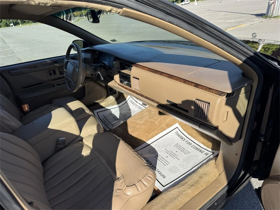 1996 Buick Roadmaster - Image 16 of 21