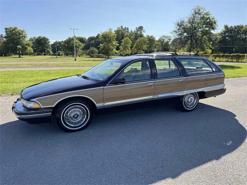 1996 Buick Roadmaster - Image 5 of 21
