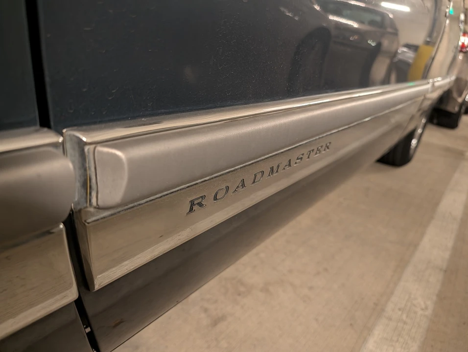 1996 Buick Roadmaster - Image 11 of 21