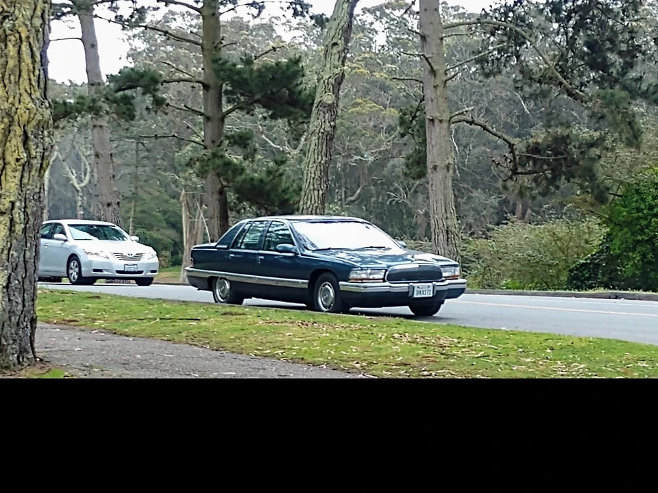 1996 Buick Roadmaster - Image 7 of 21