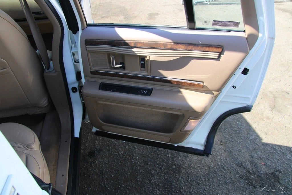 1996 Buick Roadmaster - Image 21 of 21