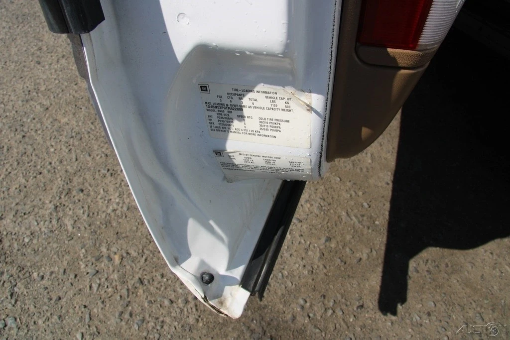 1996 Buick Roadmaster - Image 10 of 21