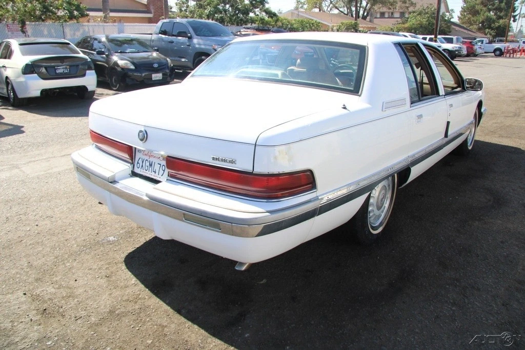 1996 Buick Roadmaster - Image 6 of 21