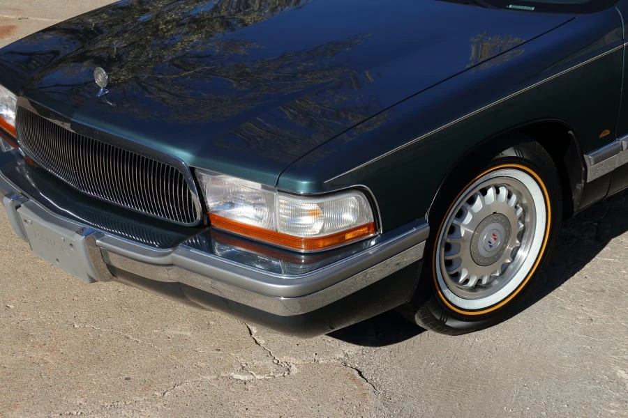 1996 Buick Roadmaster - Image 7 of 31
