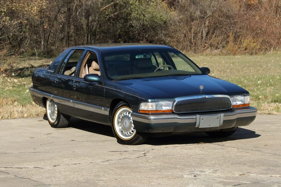 1996 Buick Roadmaster - Image 5 of 31