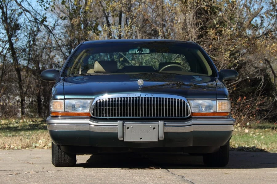 1996 Buick Roadmaster - Image 15 of 31