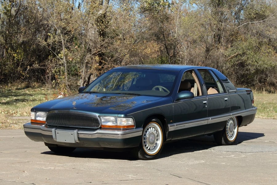 1996 Buick Roadmaster - Image 10 of 31