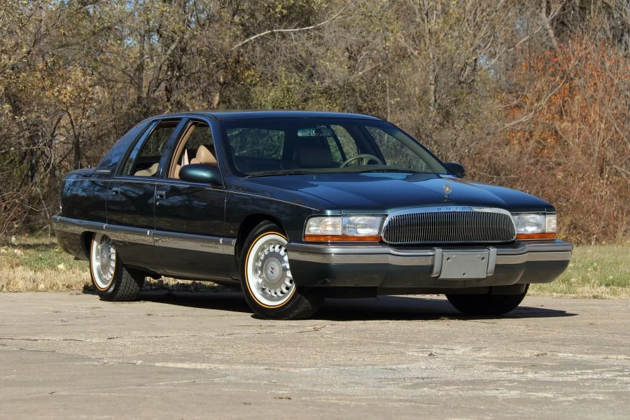 1996 Buick Roadmaster - Image 13 of 31