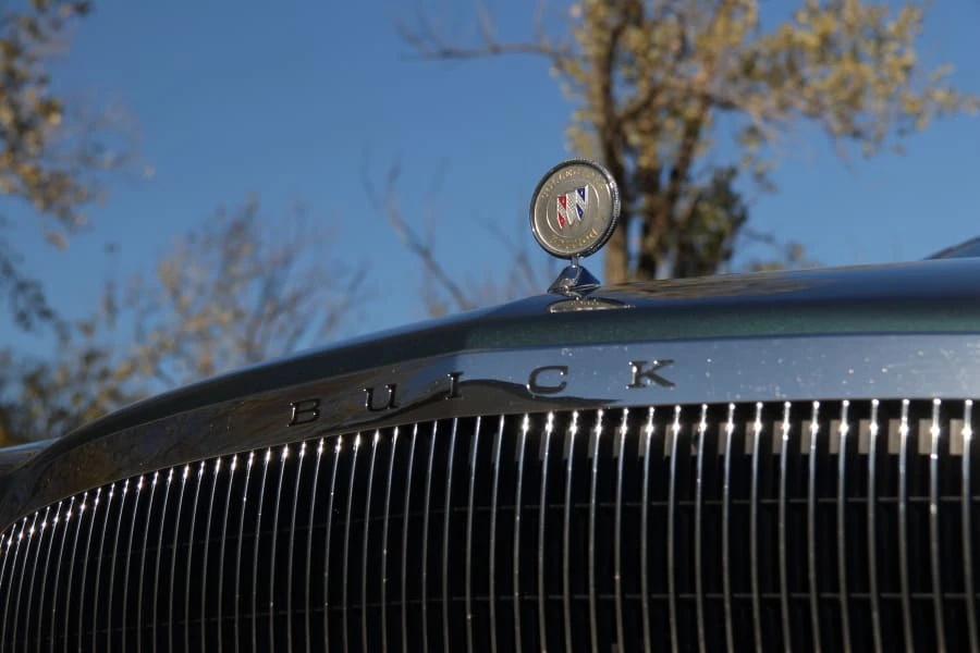 1996 Buick Roadmaster - Image 14 of 31