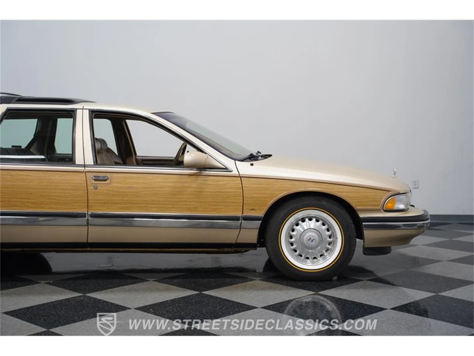 1996 Buick Roadmaster - Image 28 of 31