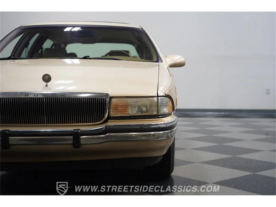 1996 Buick Roadmaster - Image 18 of 31