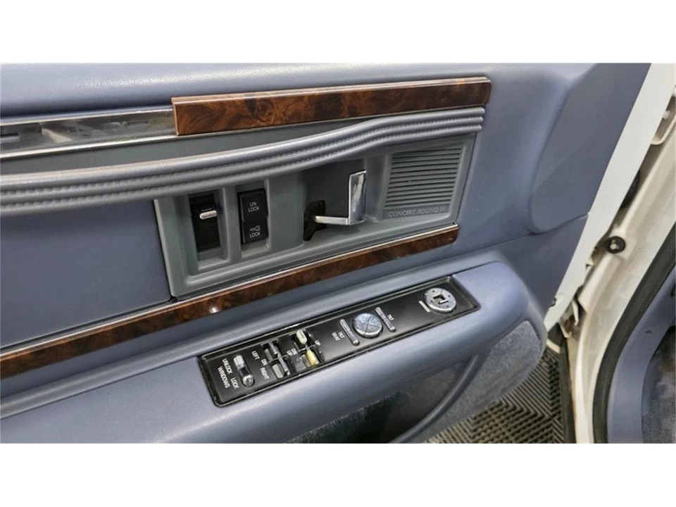 1996 Buick Roadmaster - Image 22 of 31