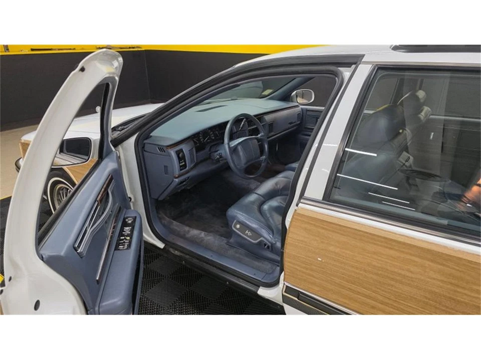 1996 Buick Roadmaster - Image 8 of 31