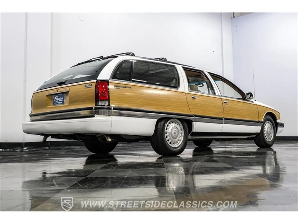 1996 Buick Roadmaster - Image 26 of 31