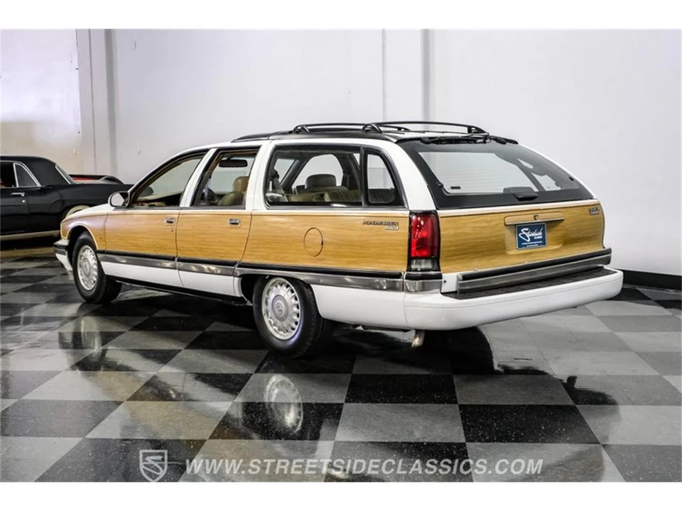 1996 Buick Roadmaster - Image 8 of 31